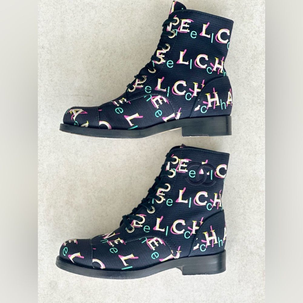 Chanel 2019 Interlocking Cc Logo Multi Colored Co… - image 4